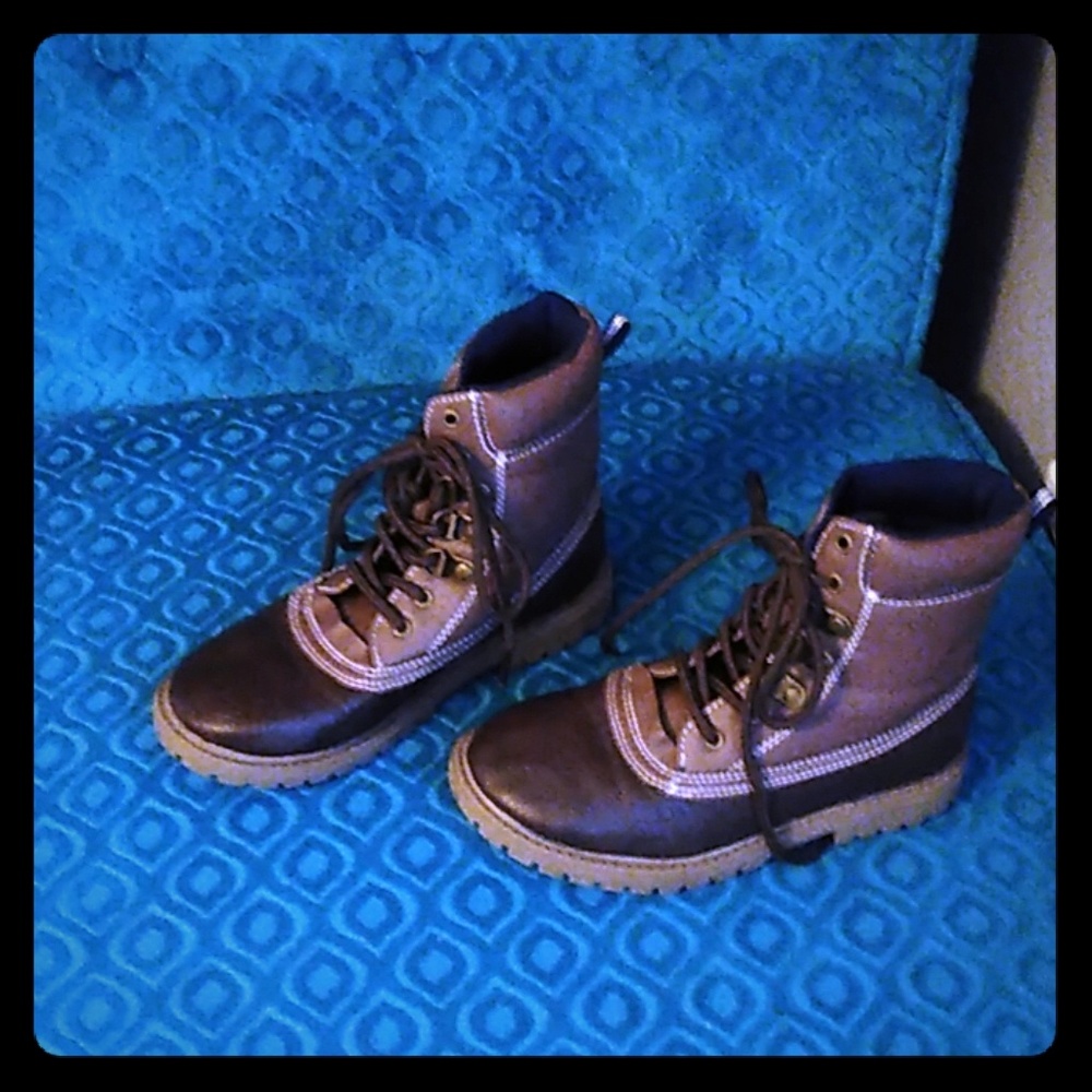 Nautica shoes size 1 for kids